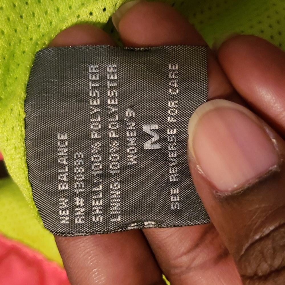 New Balance Women's Running Jacket - Picture 4 of 16